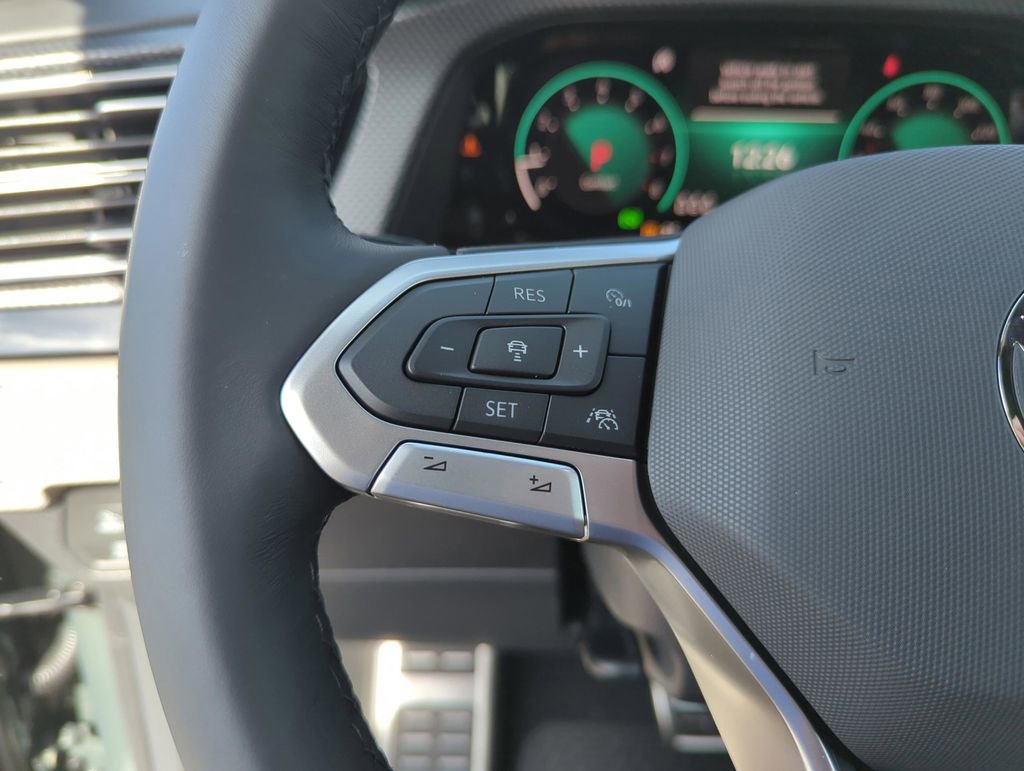 New 2026 Volkswagen Atlas Cross Sport SEL Premium R-Line image 25