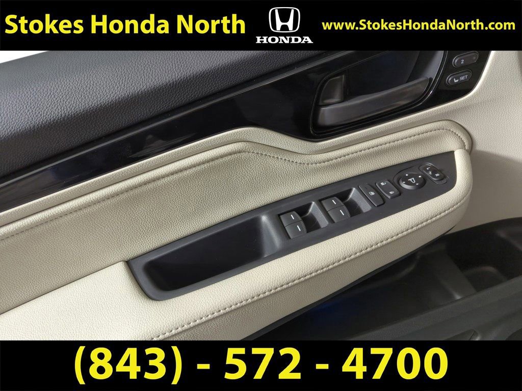 New 2026 Honda Odyssey Touring image 15
