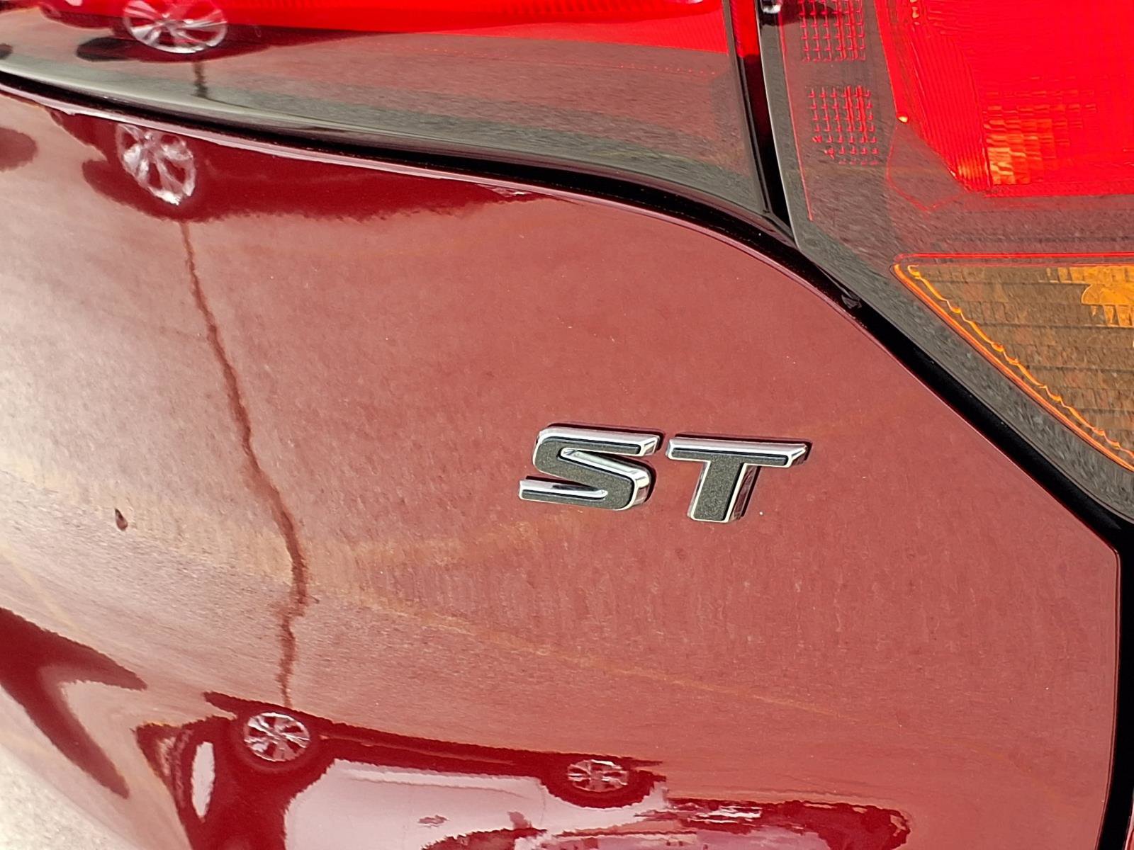 Used 2023 Buick Encore GX Select w/ Sport Touring Package image 33