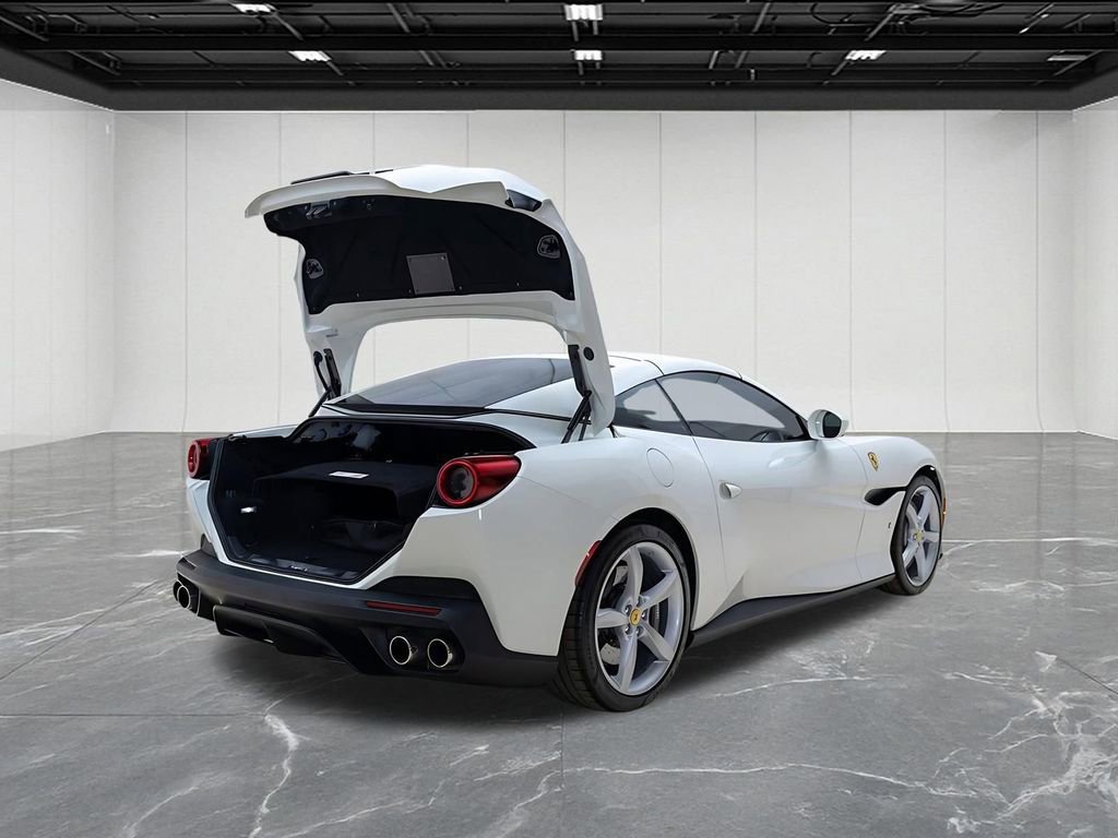 Used 2019 Ferrari Portofino image 16