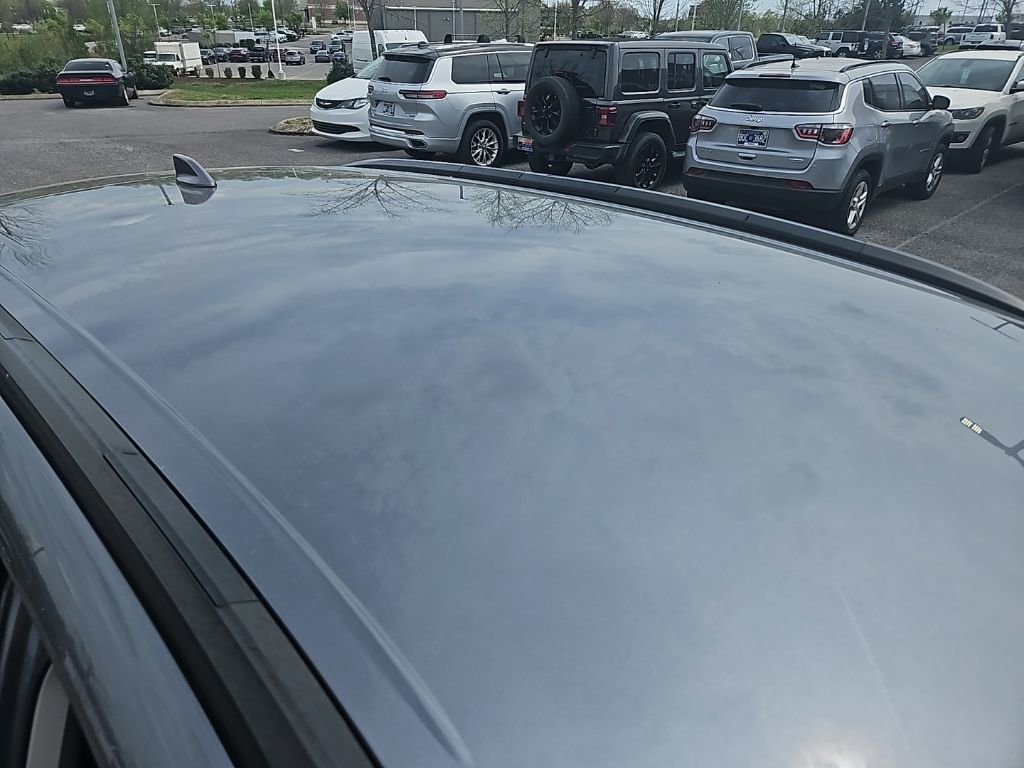 Used 2022 Nissan Murano SV image 9