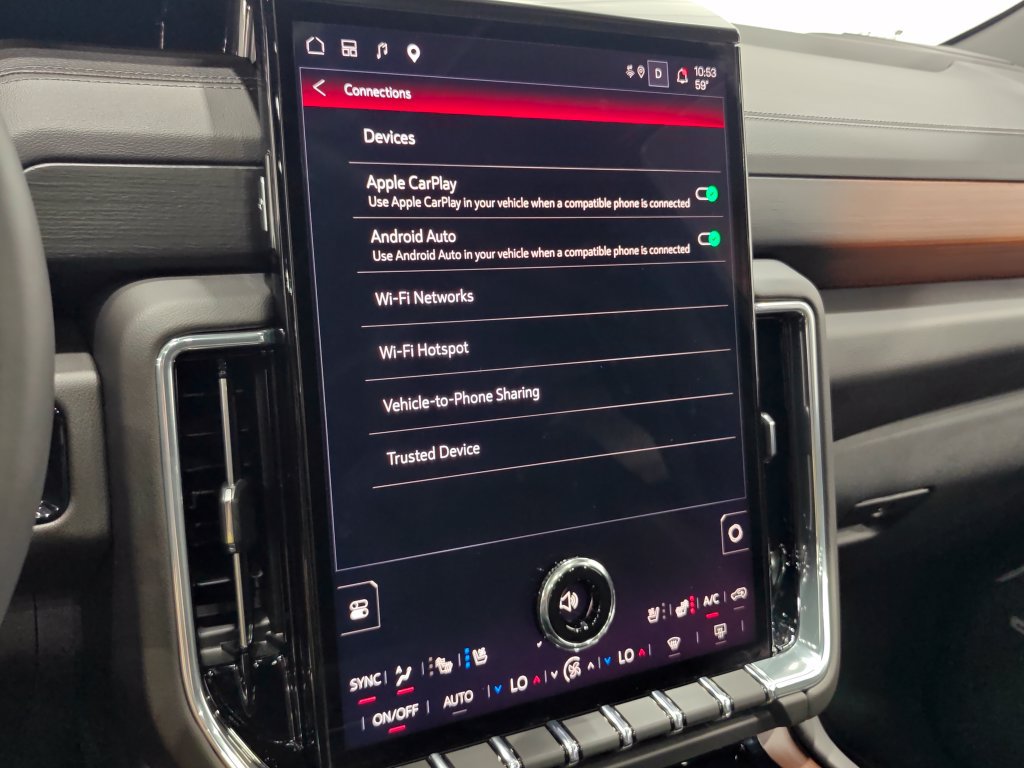 Used 2025 GMC Yukon Denali w/ Sun & Power Step Package AWD/4WD image 51