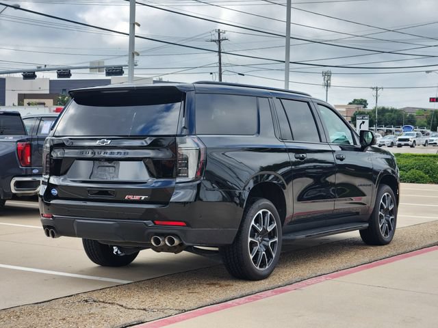 Used 2025 Chevrolet Suburban RST w/ Comfort Package AWD/4WD image 3