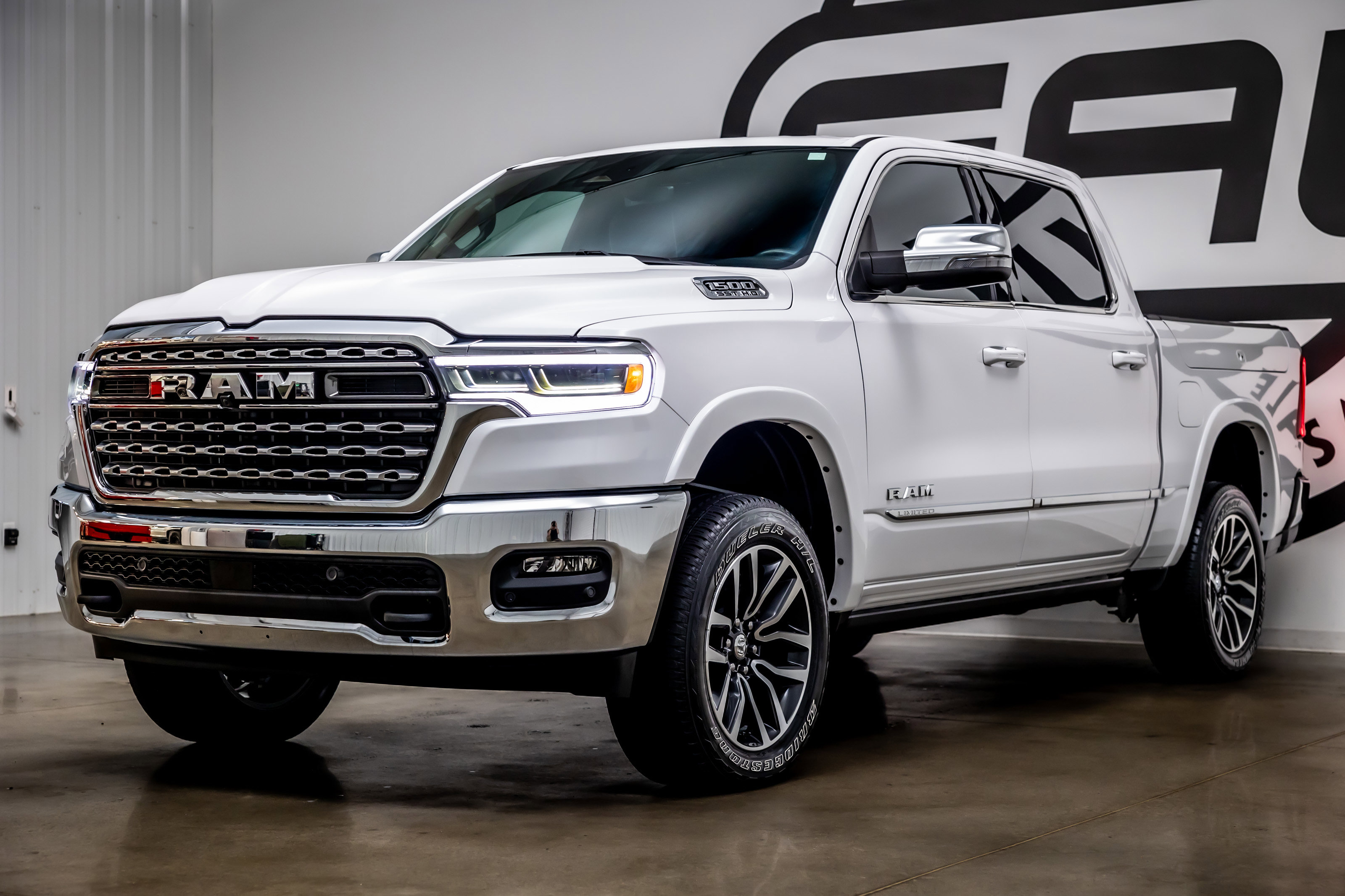 Used 2025 RAM 1500 Limited image 29