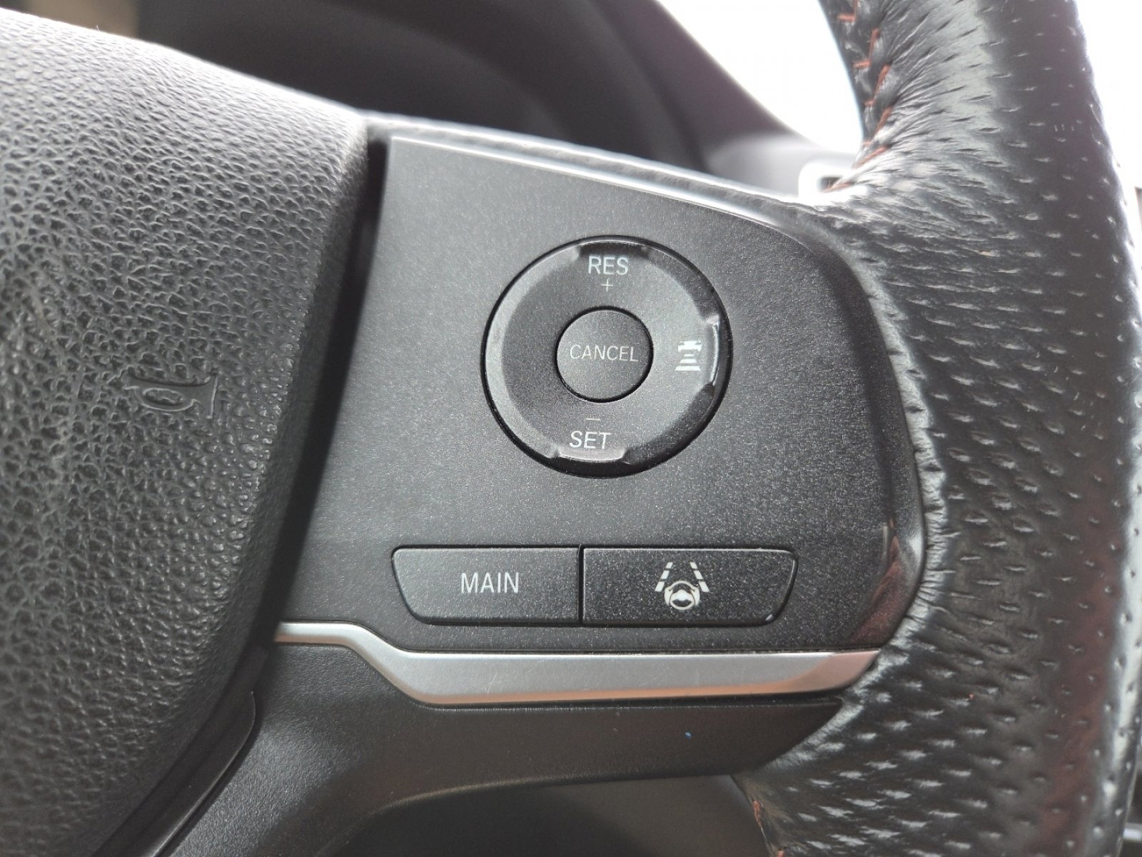 Certified 2023 Honda Passport TrailSport image 36