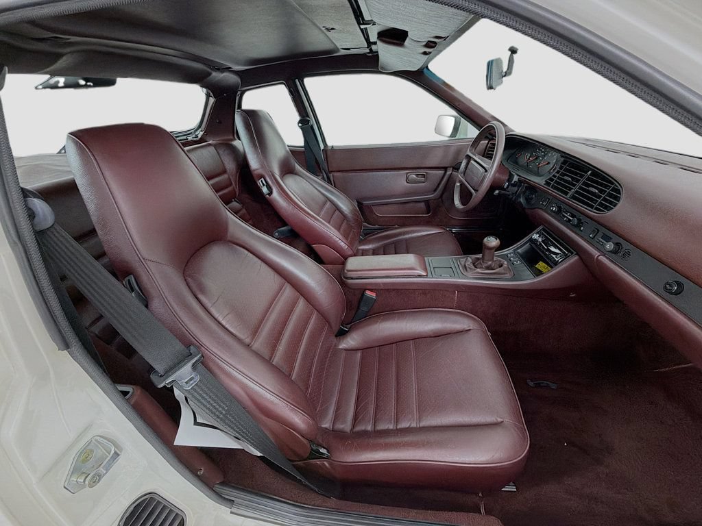 Used 1987 Porsche 944 Coupe RWD image 25