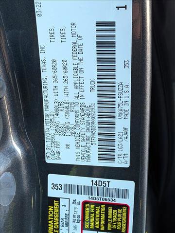 Used 2022 Toyota Tundra Platinum w/ Advanced Package AWD/4WD image 16