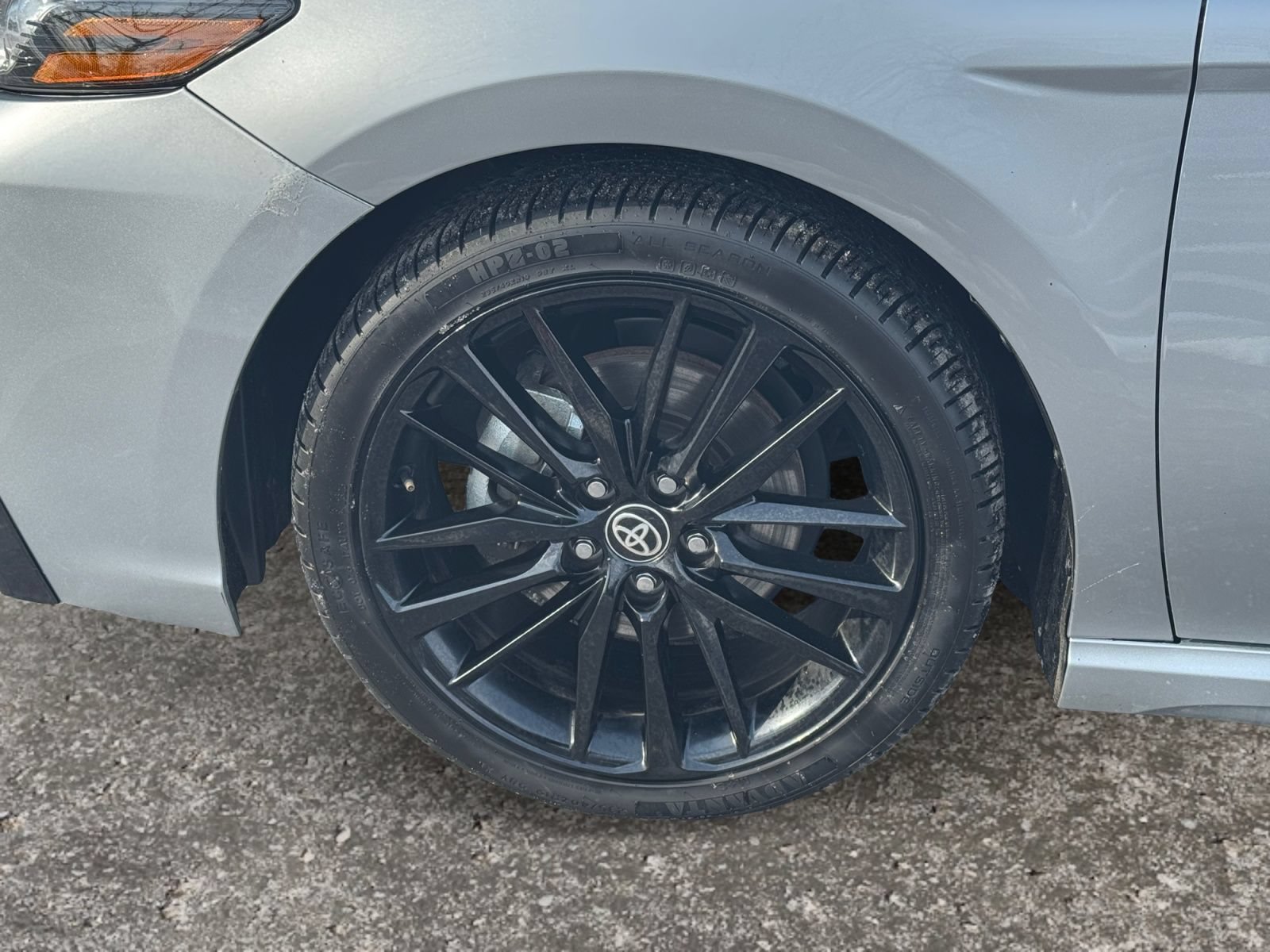 Used 2024 Toyota Camry XSE FWD image 13