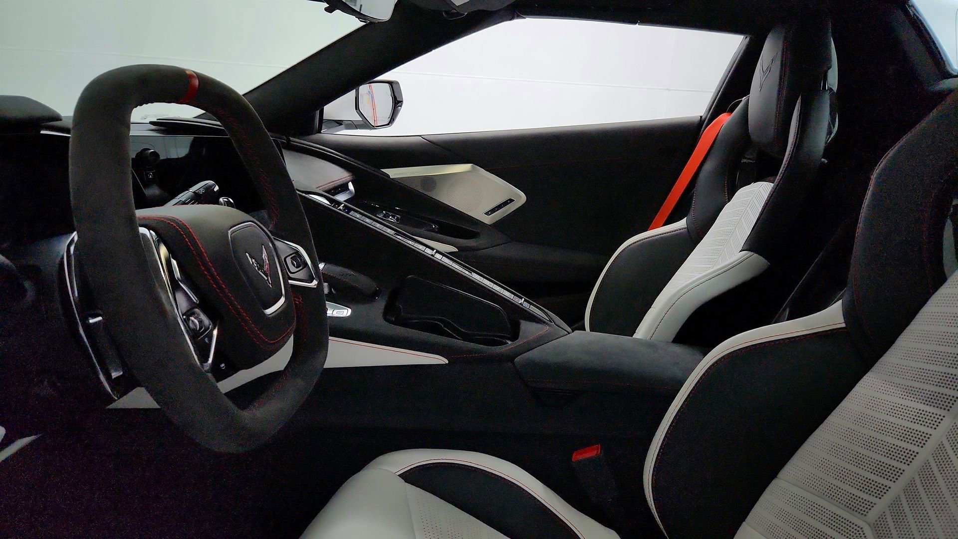 Certified 2023 Chevrolet Corvette Stingray Premium Conv w/ Z51 Performance Package RWD image 12