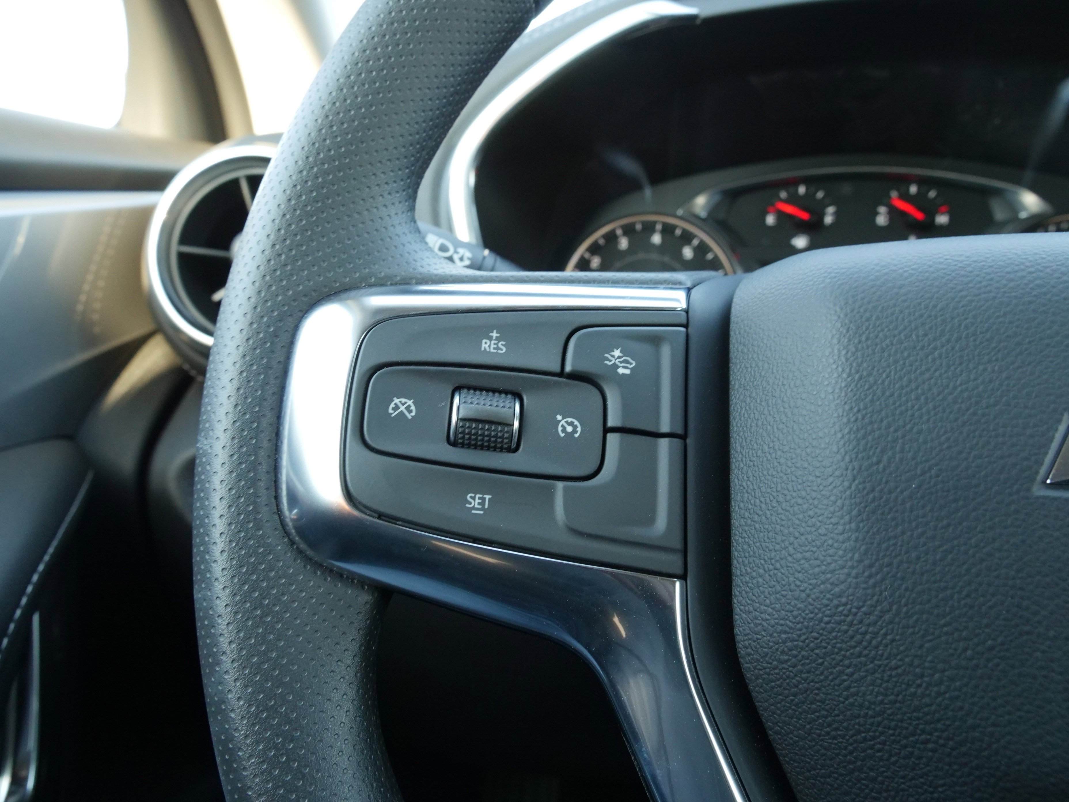 New 2025 Chevrolet Blazer LT image 22