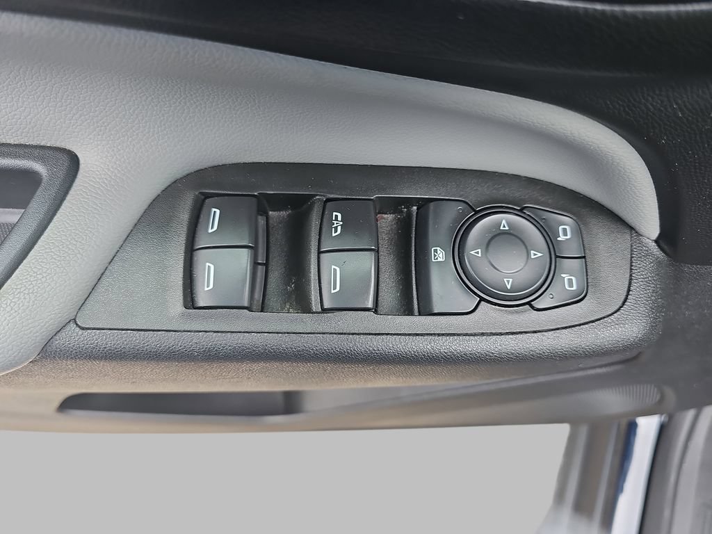 Certified 2021 Chevrolet Equinox LS FWD image 32