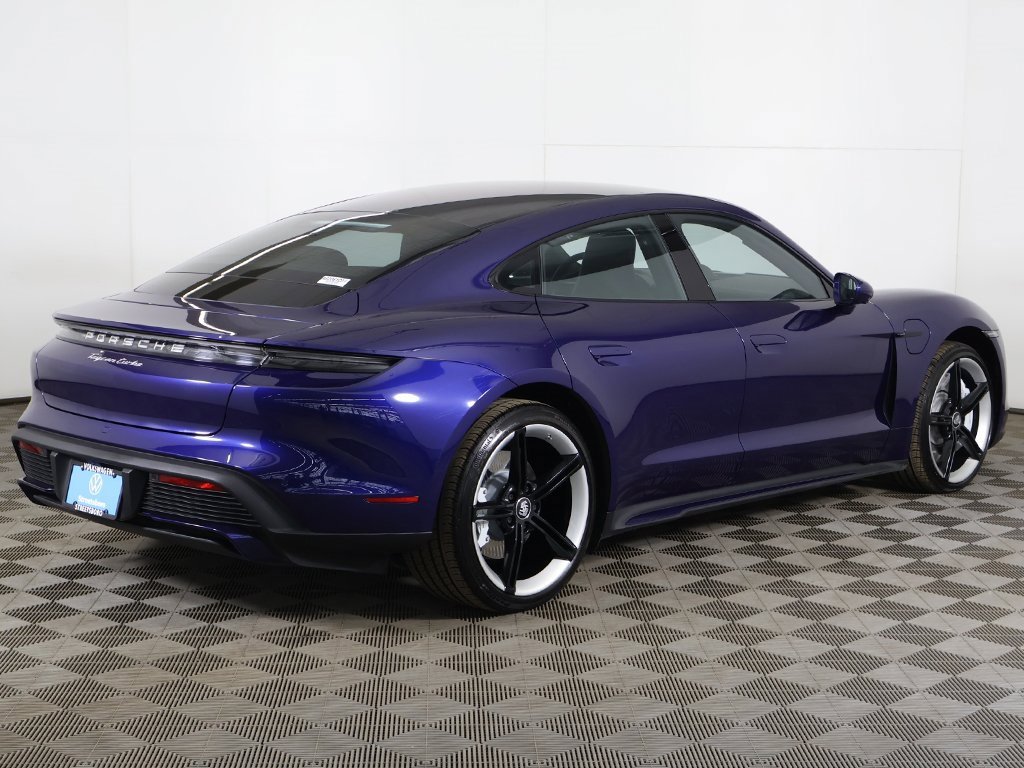 Used 2021 Porsche Taycan Turbo image 13