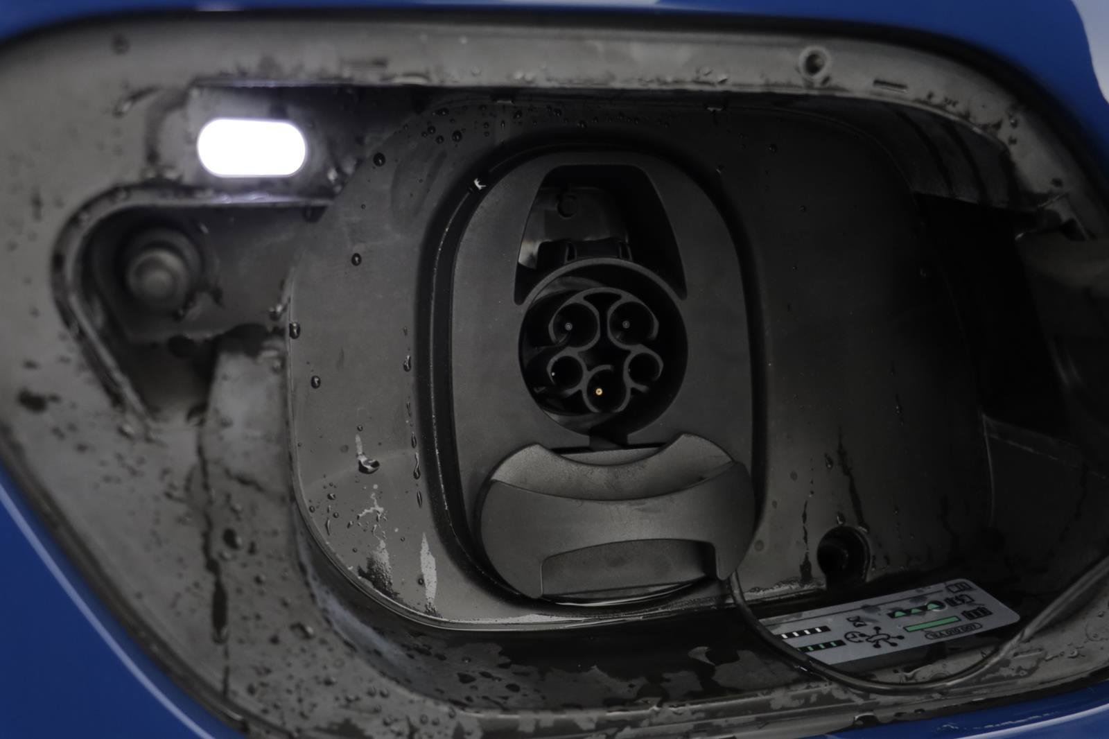 New 2026 Volkswagen ID.4 Pro S image 18