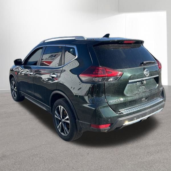 Used 2020 Nissan Rogue SV w/ Premium Package image 3