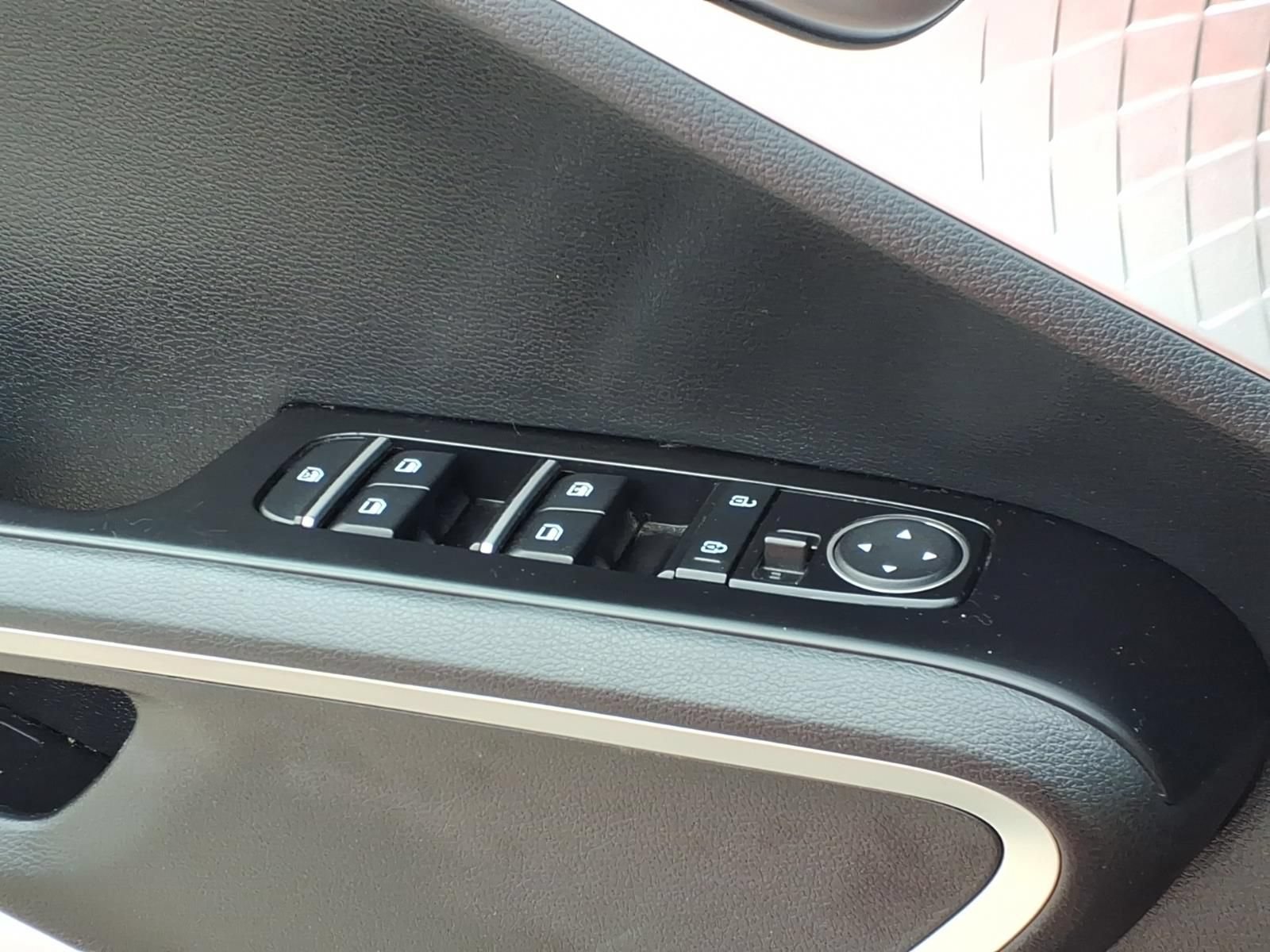 Used 2023 Kia Soul LX FWD image 24