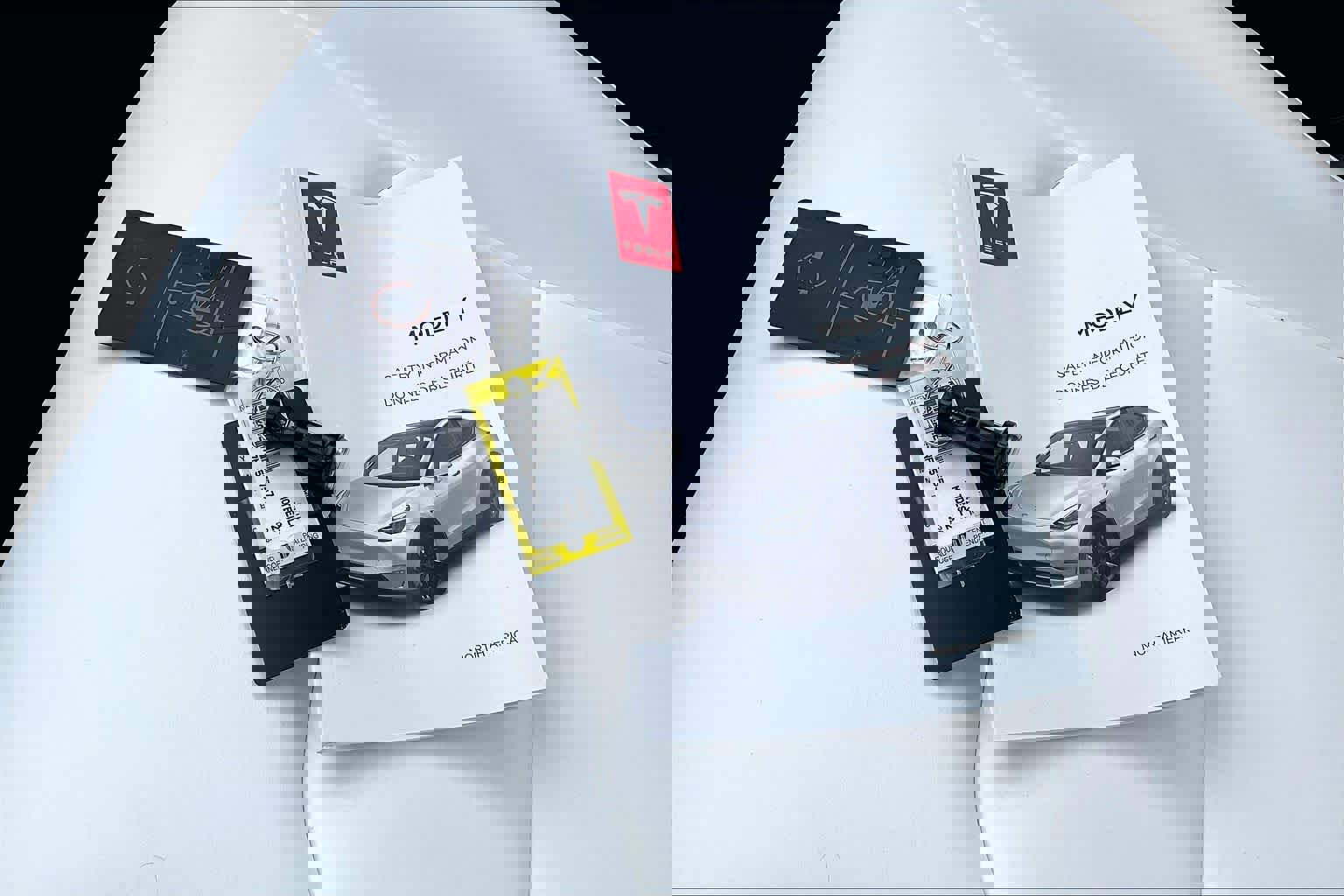 Used 2022 Tesla Model Y Long Range image 14