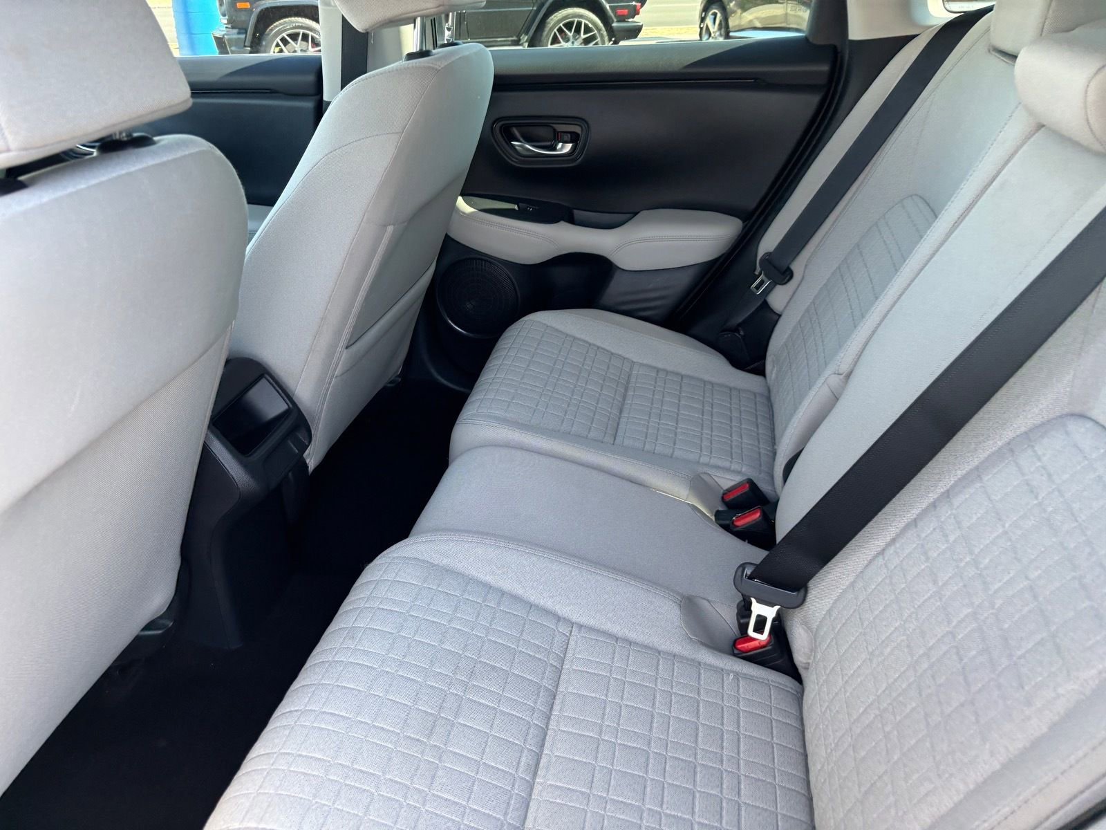 Used 2023 Honda HR-V LX image 18