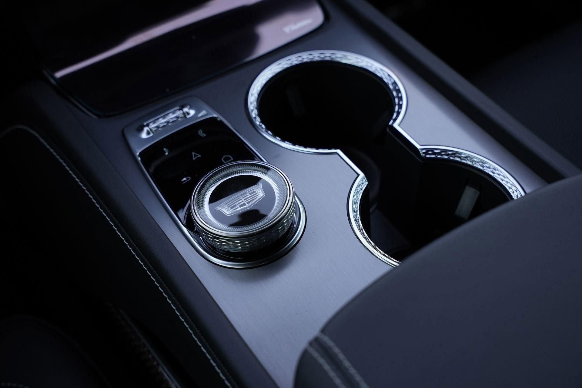 New 2026 Cadillac Vistiq Sport image 86