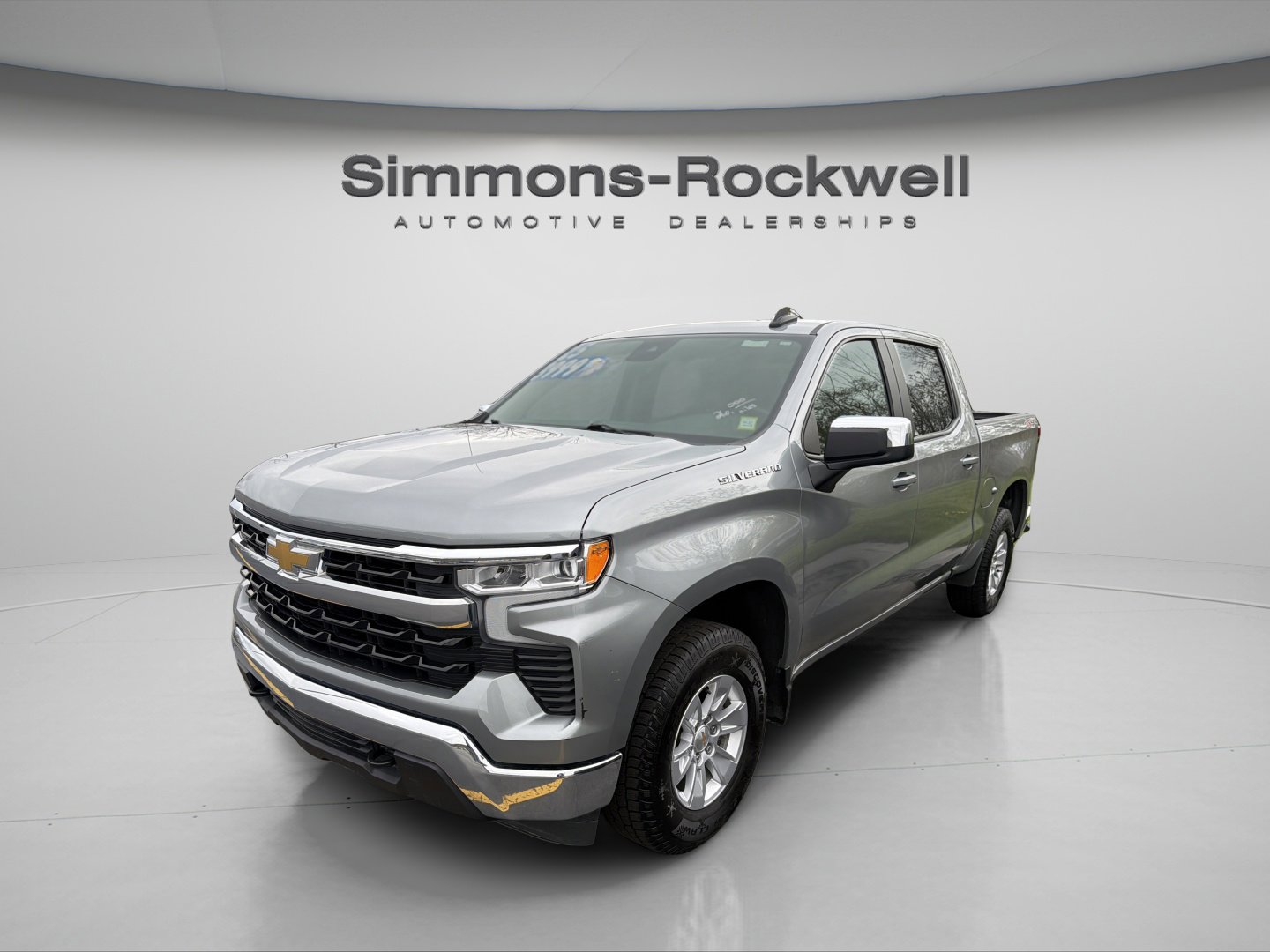 Used 2025 Chevrolet Silverado 1500 LT AWD/4WD image 25