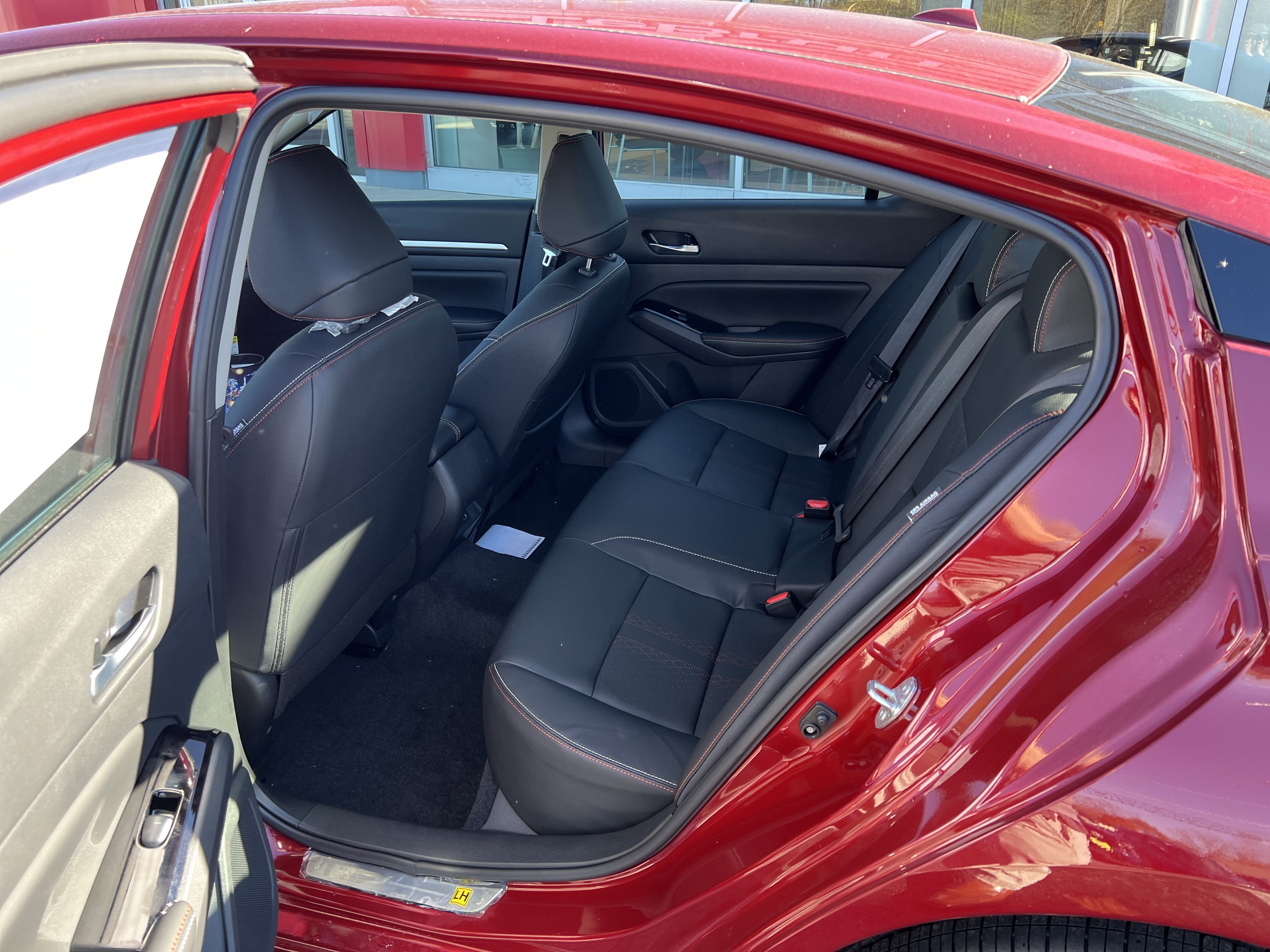 New 2025 Nissan Altima 2.5 SR w/ SR Premium Package image 6