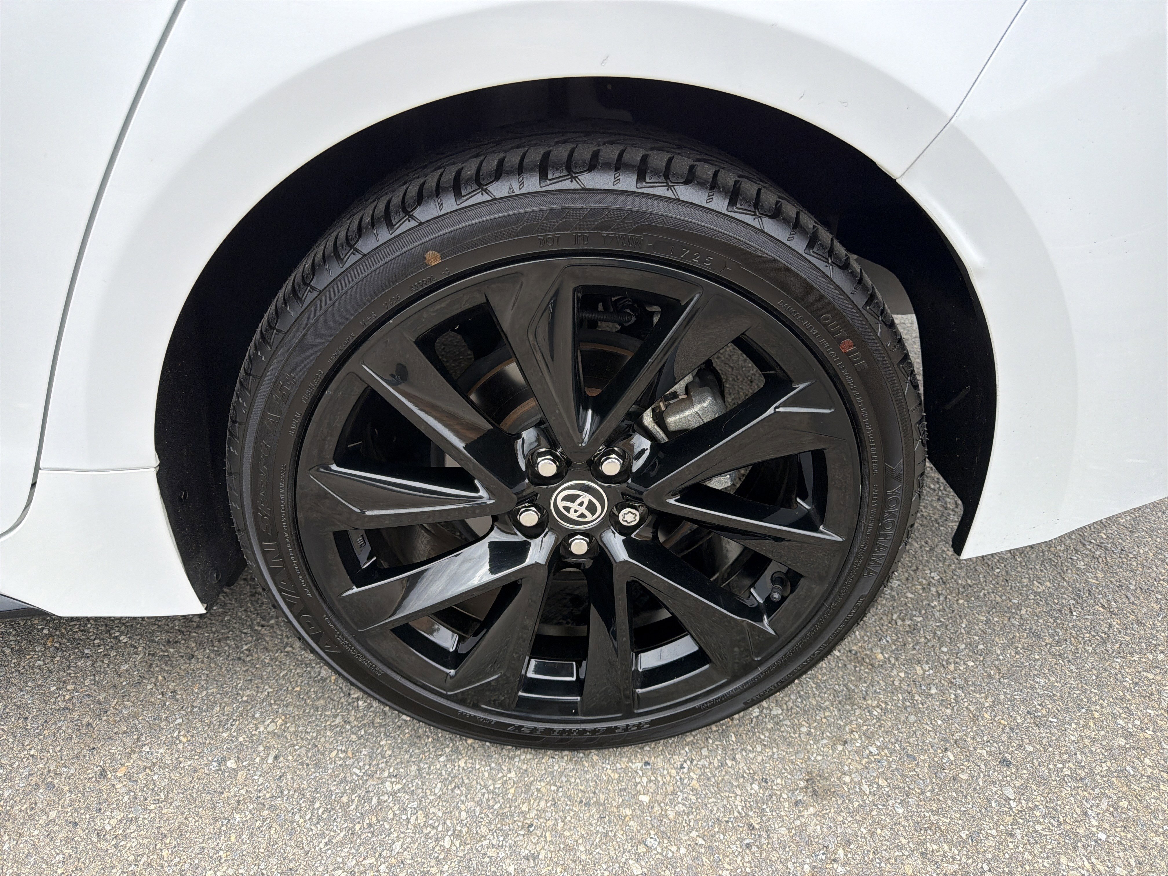 Used 2022 Toyota Corolla SE image 18