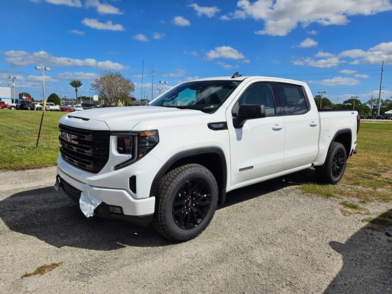 New 2026 GMC Sierra 1500 Elevation image 3