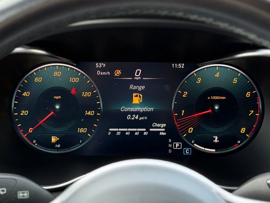 Used 2021 Mercedes-Benz GLC 300 4MATIC image 8