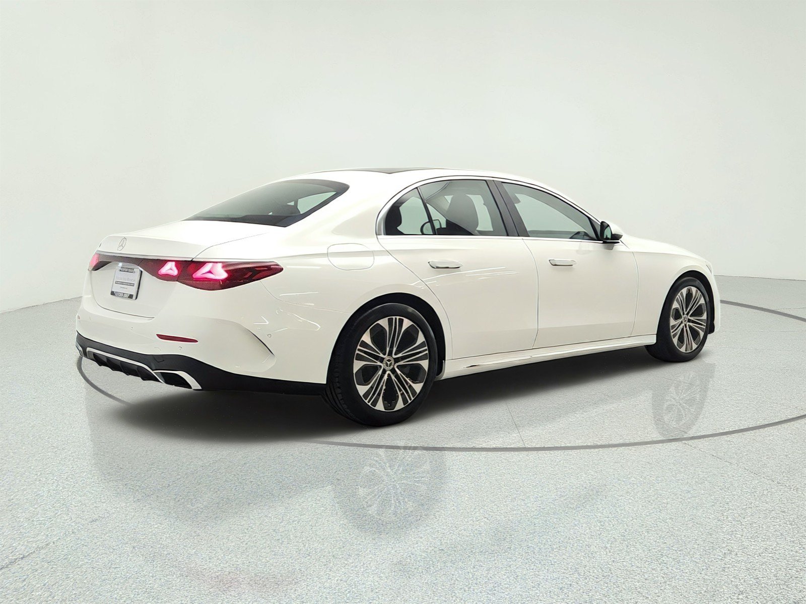 Certified 2026 Mercedes-Benz E 350 Sedan image 5