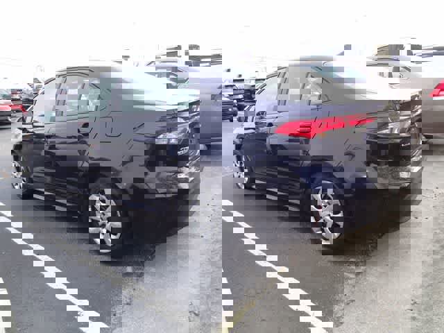 Used 2023 Toyota Corolla LE image 9