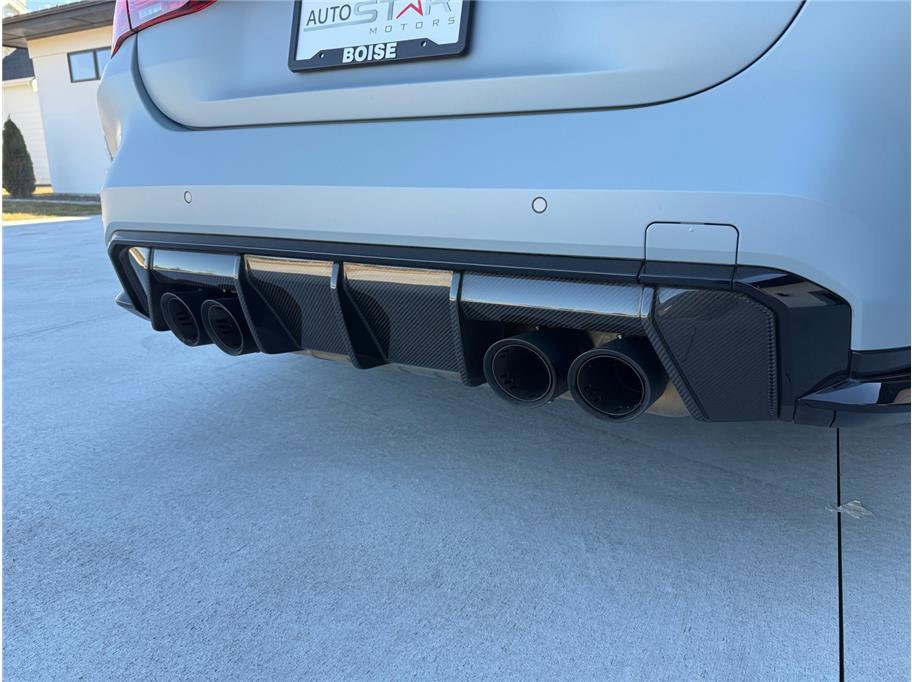 Used 2023 BMW M4 CSL image 18