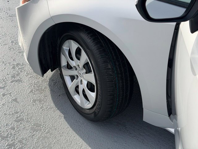 Used 2024 Toyota Corolla LE FWD image 22