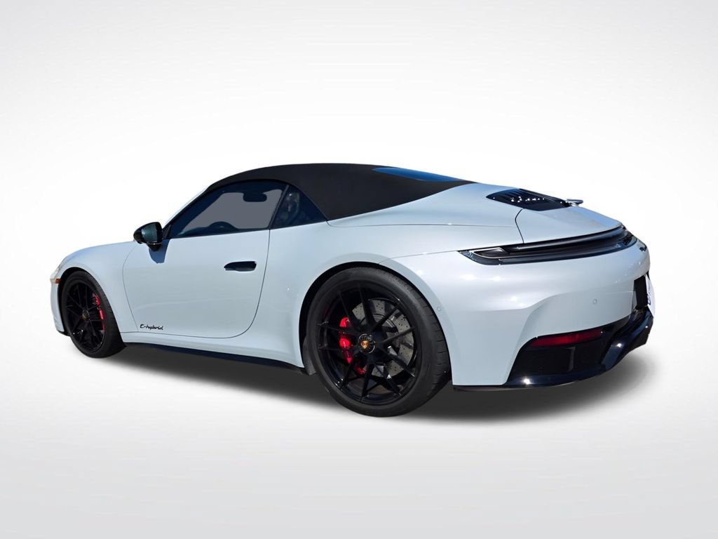 Used 2026 Porsche 911 Carrera GTS RWD image 8