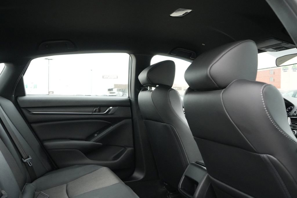 Used 2019 Honda Accord Sport image 15