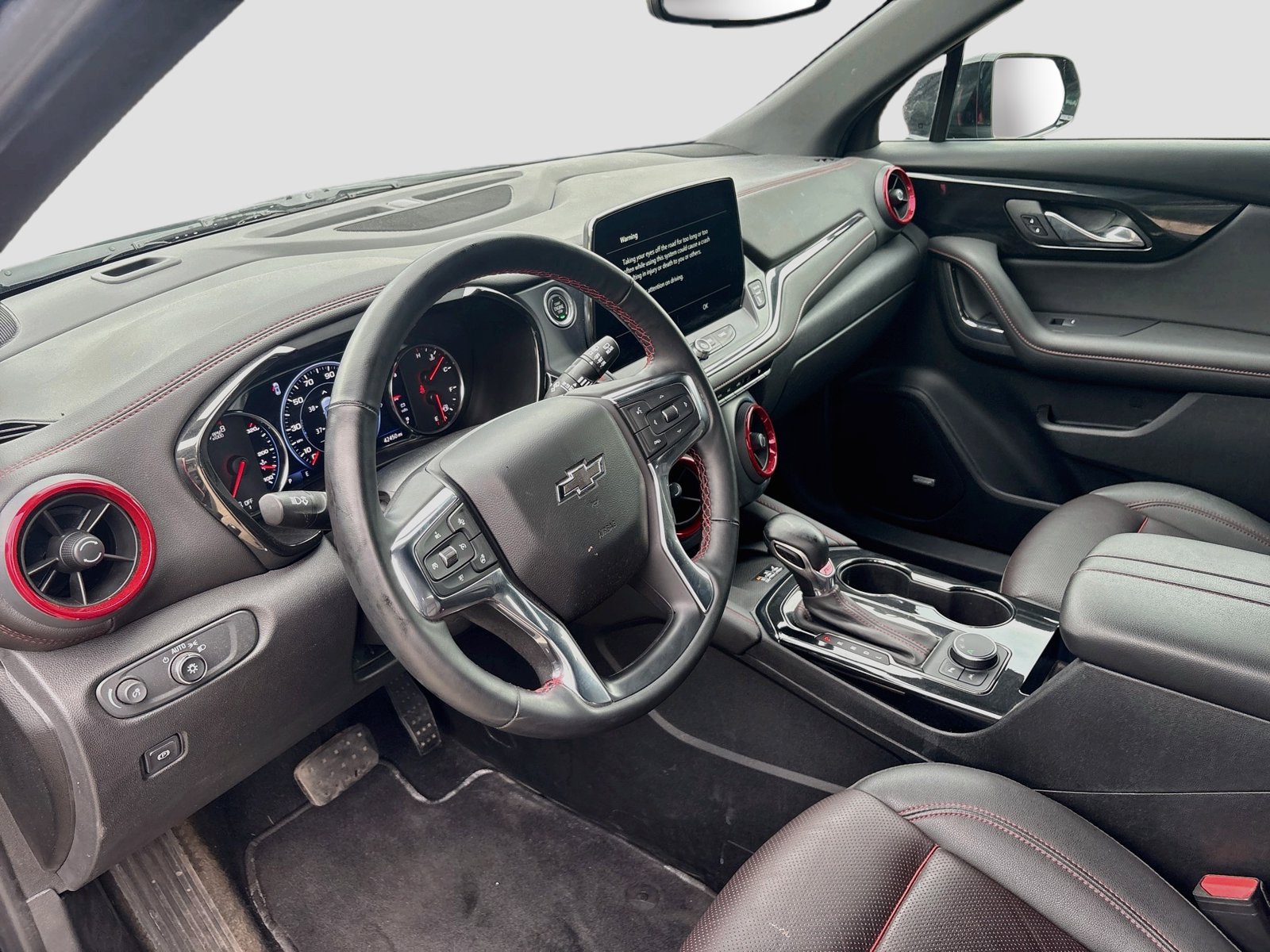 Used 2023 Chevrolet Blazer RS FWD image 9