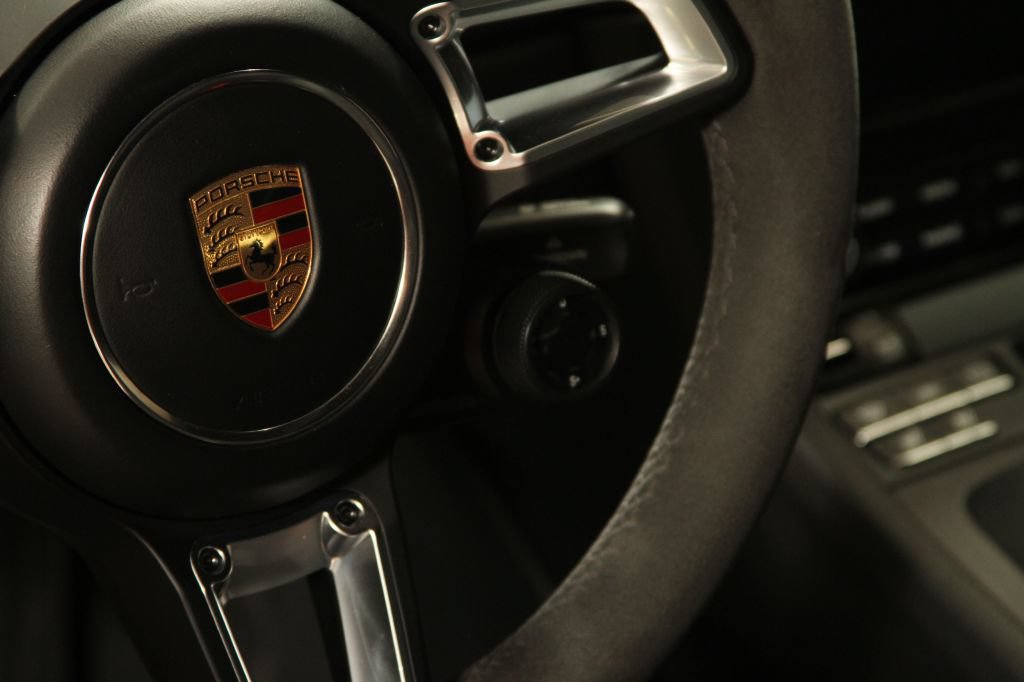 Used 2017 Porsche 911 Carrera GTS RWD image 31