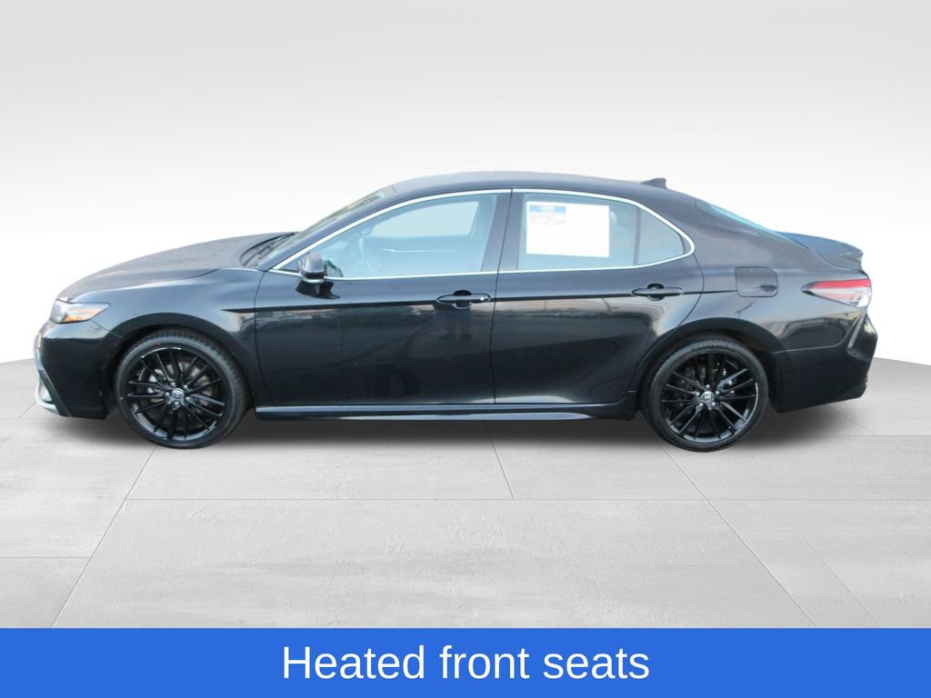 Used 2024 Toyota Camry XSE FWD image 2
