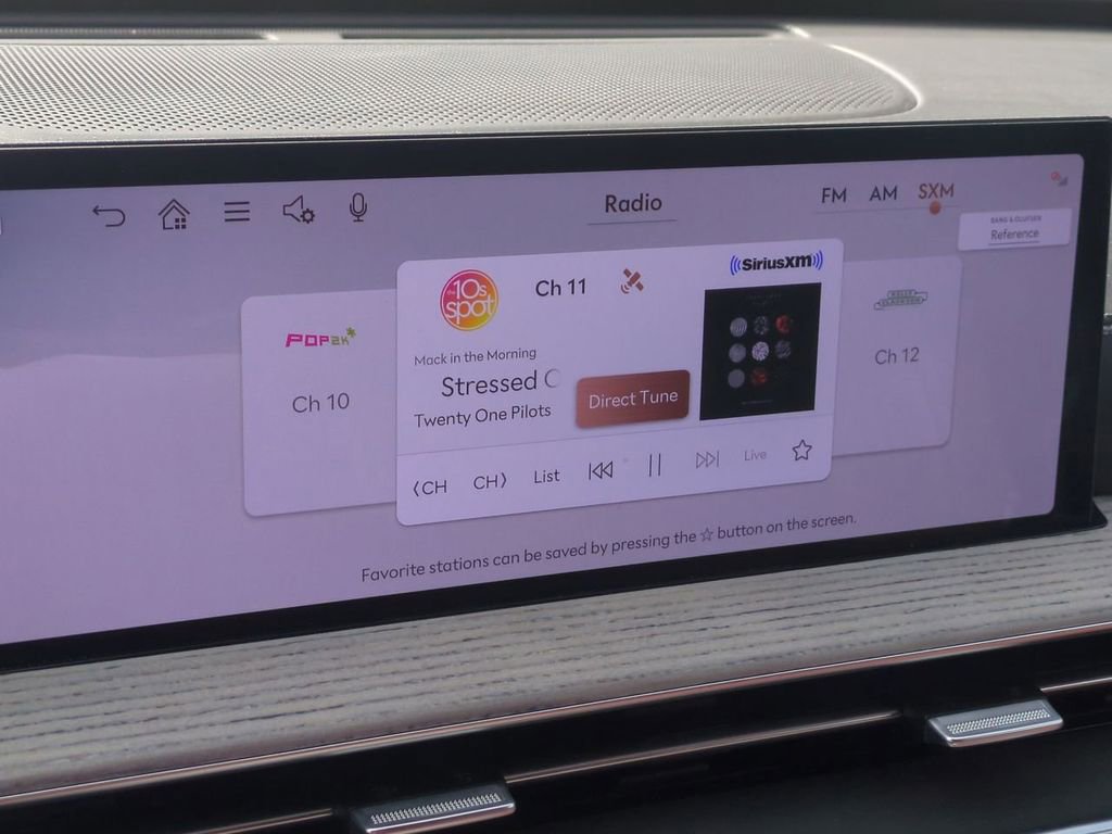 Used 2025 Genesis GV80 3.5T Prestige image 18