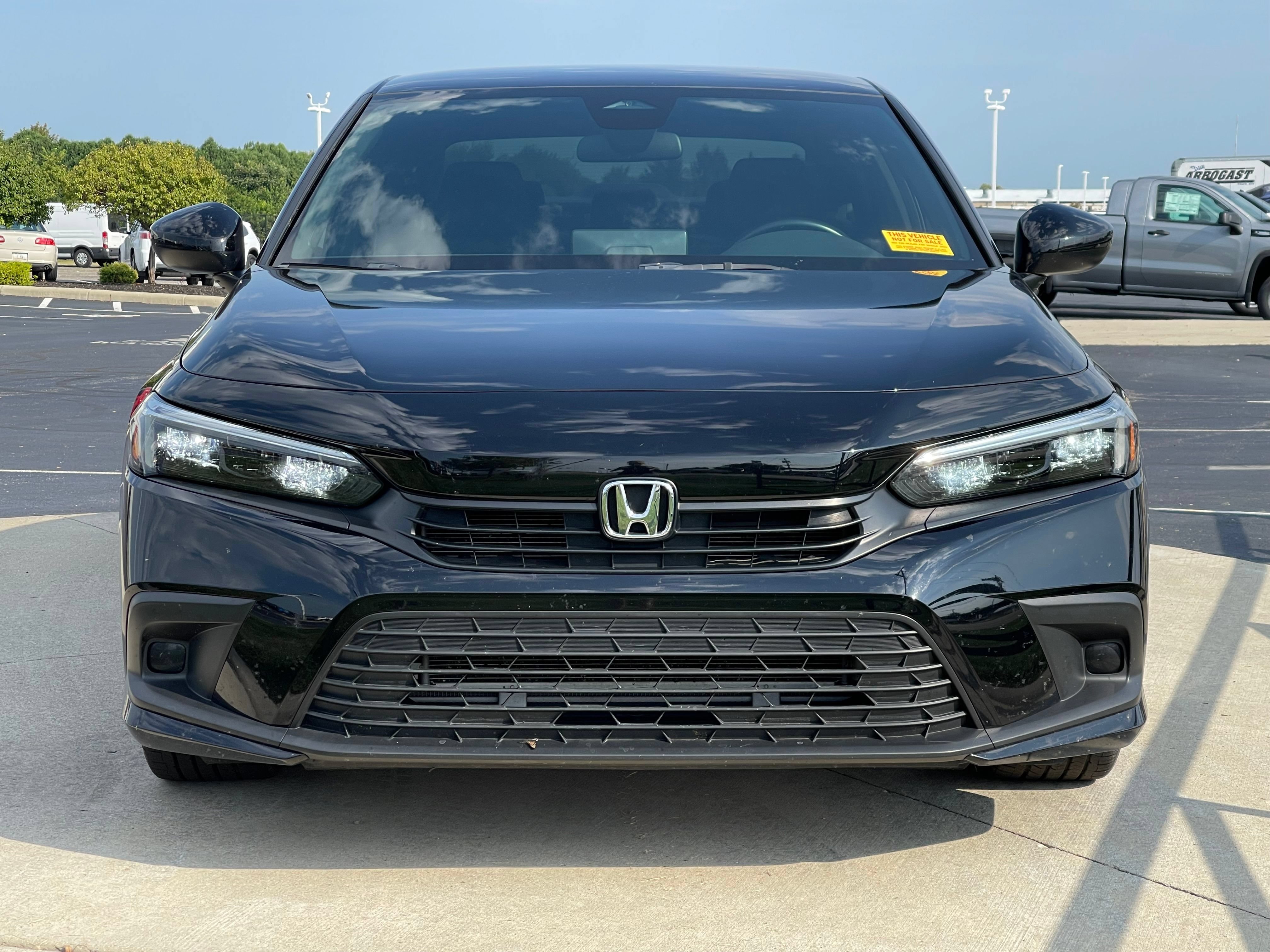 Used 2022 Honda Civic Sport image 2