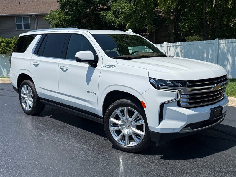 Used 2023 Chevrolet Tahoe High Country w/ Premium Package 2