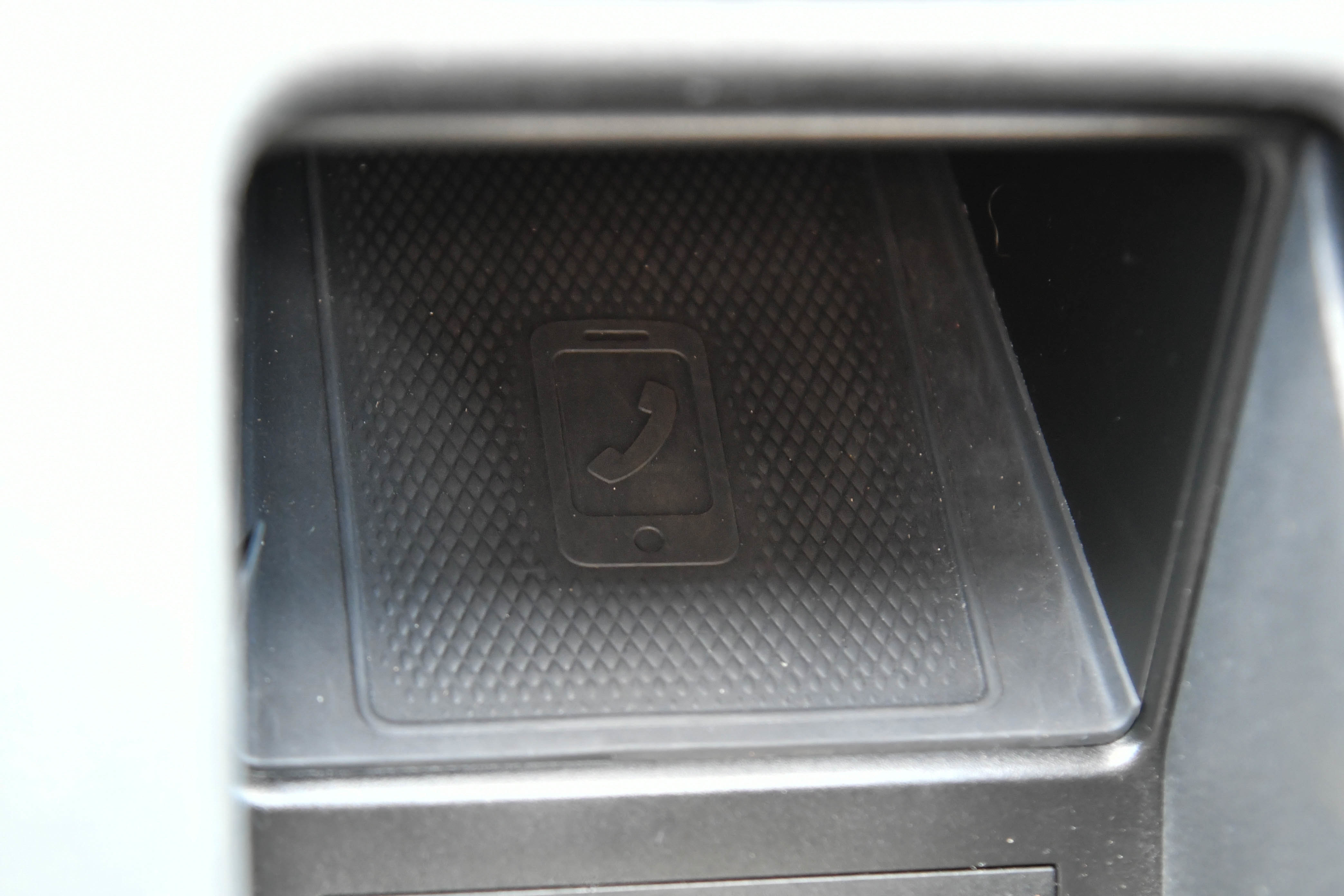 Used 2021 Volkswagen ID.4 Pro image 27