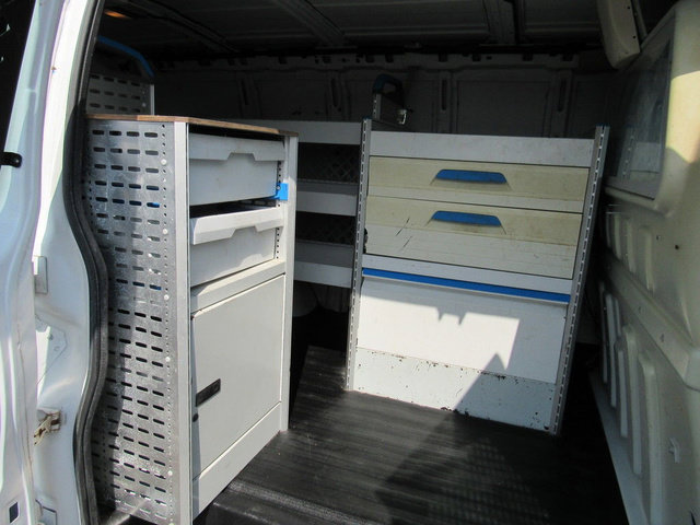 Used 2014 Chevrolet Express 2500 RWD image 18