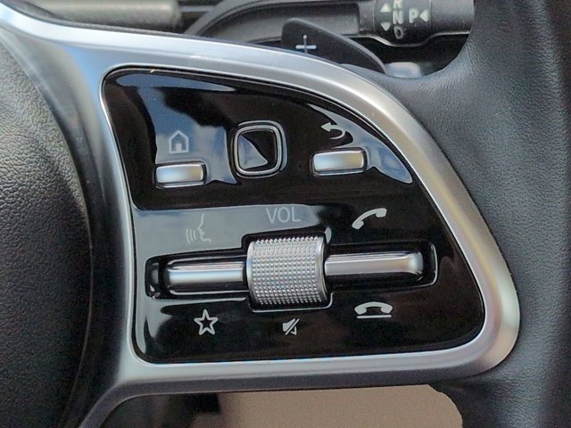 Certified 2022 Mercedes-Benz GLA 250 image 26