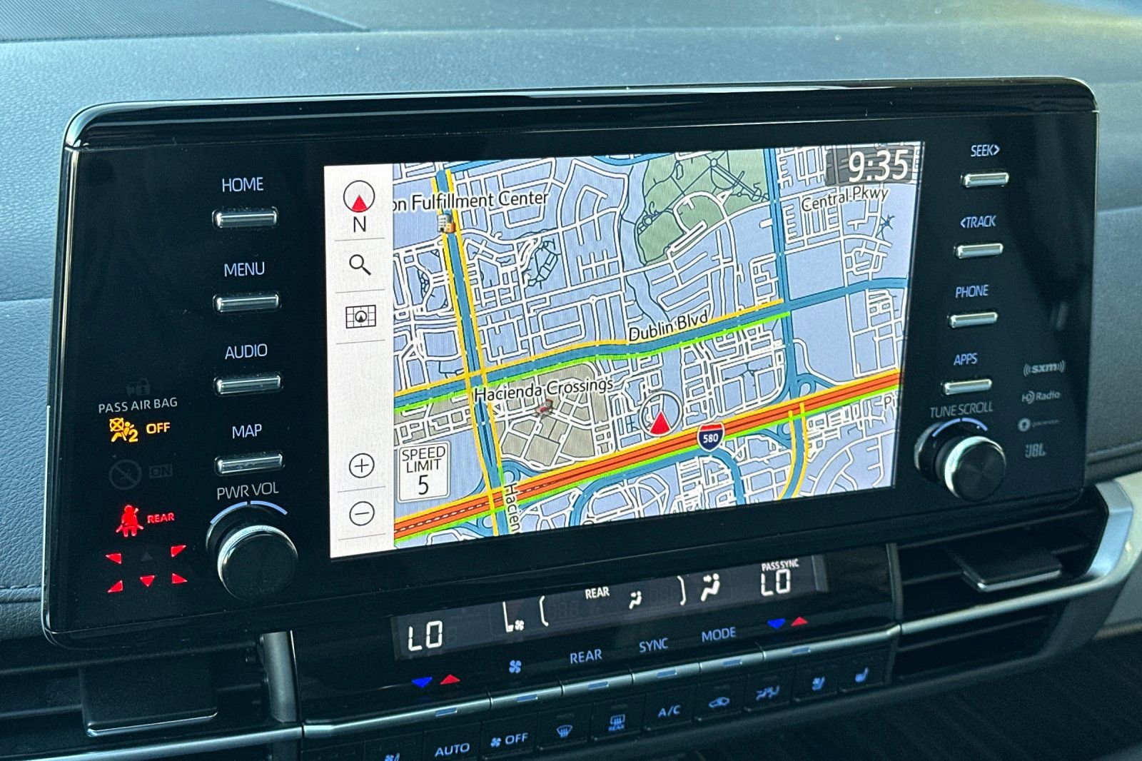 Certified 2023 Toyota Sienna Limited image 25