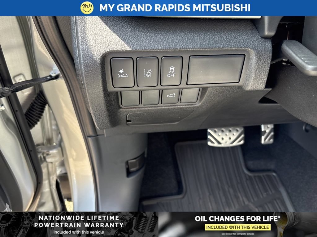 New 2026 Mitsubishi Eclipse Cross SEL AWD/4WD image 21