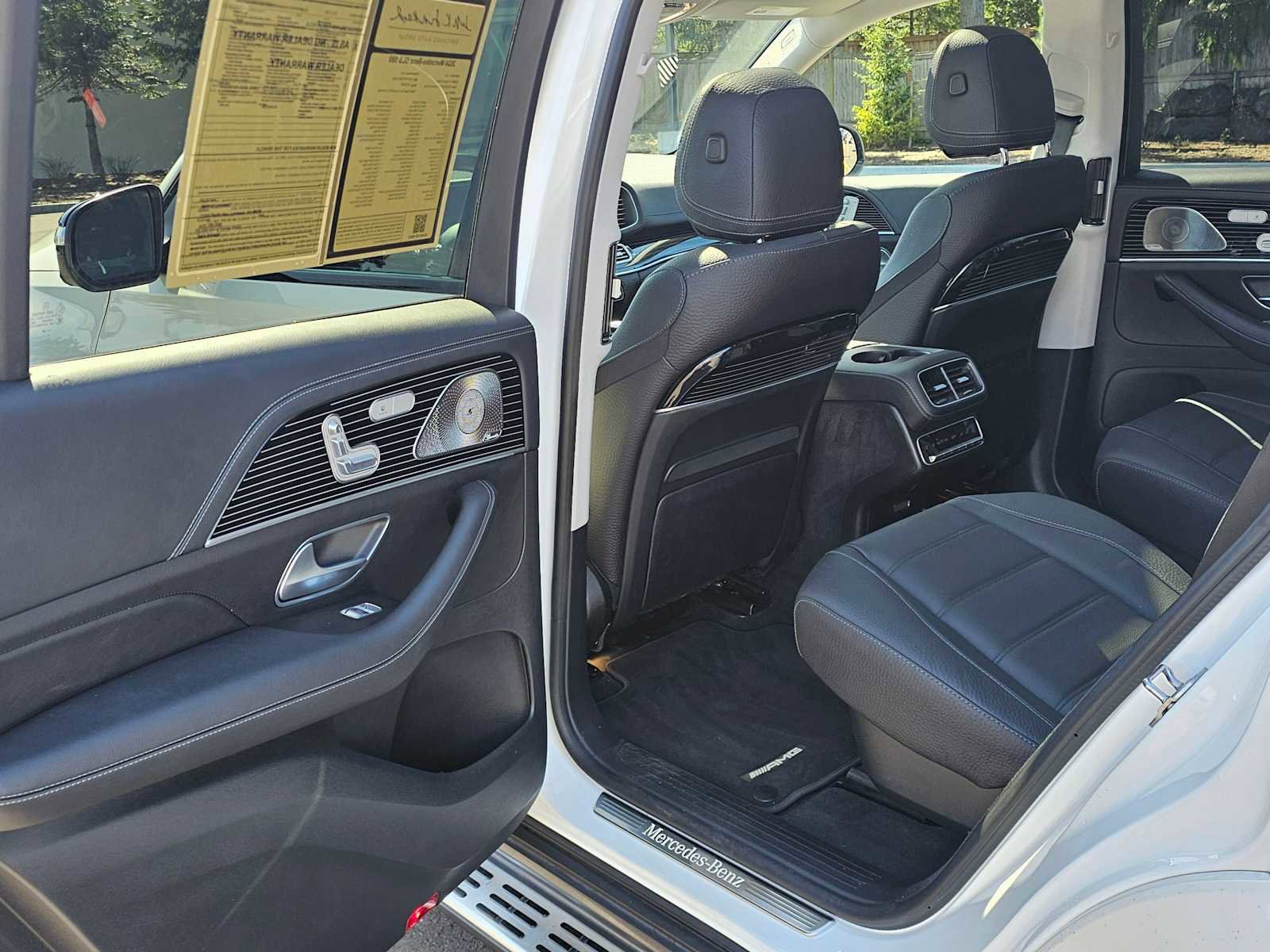 Used 2024 Mercedes-Benz GLS 580 4MATIC image 15