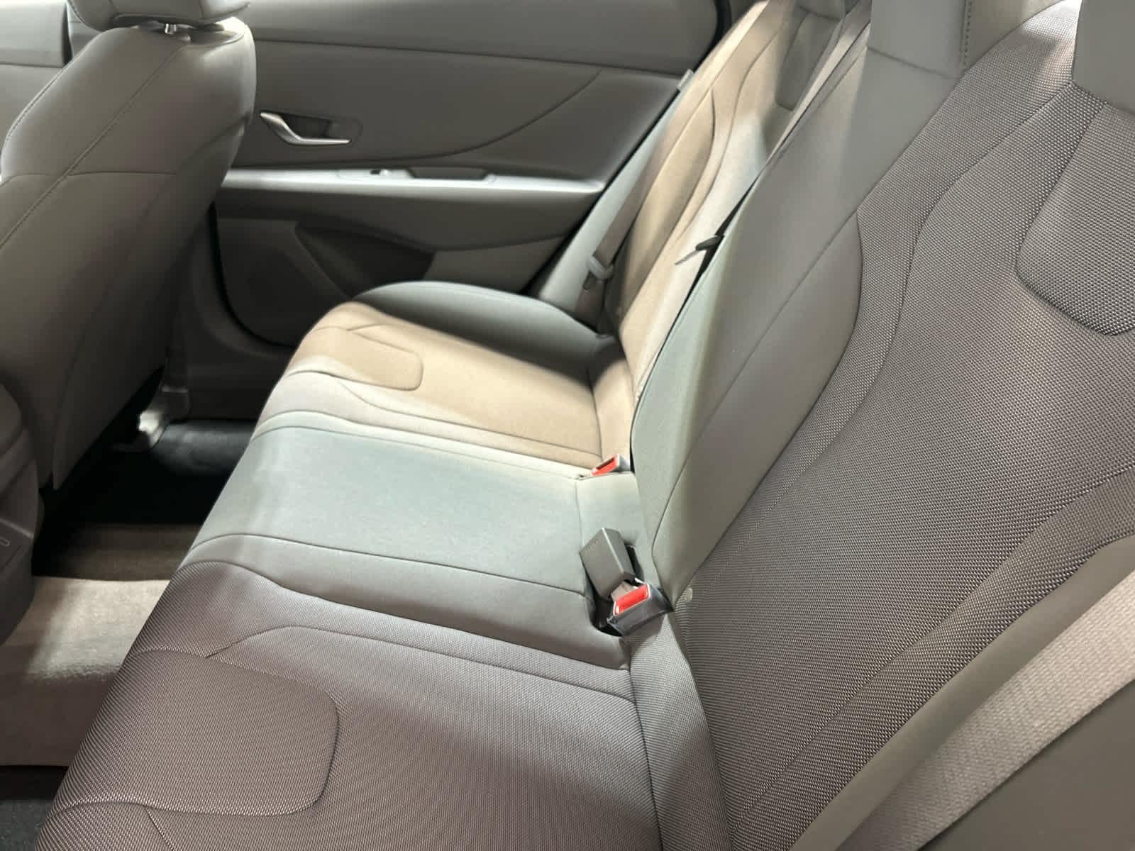 New 2026 Hyundai Elantra SE FWD image 5