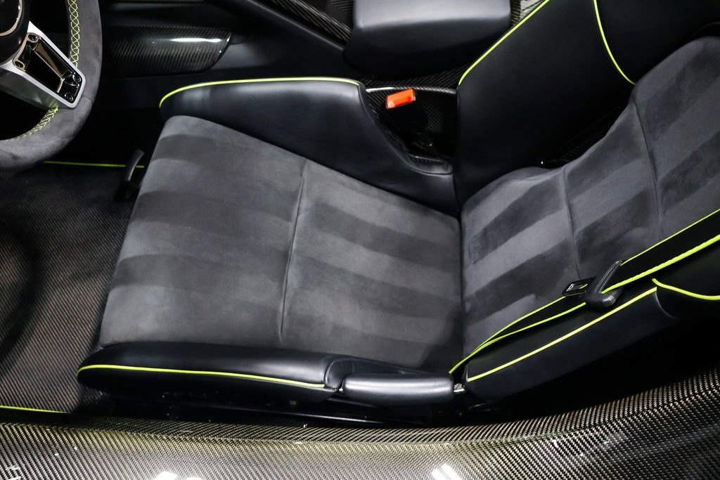 Used 2015 Porsche 918 Spyder image 50