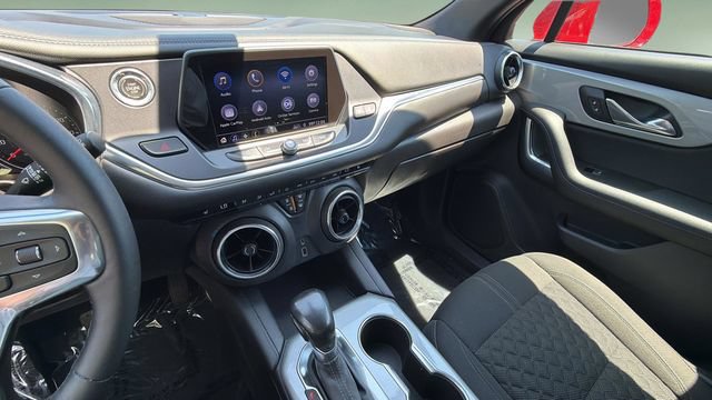 Used 2019 Chevrolet Blazer LT AWD/4WD image 24