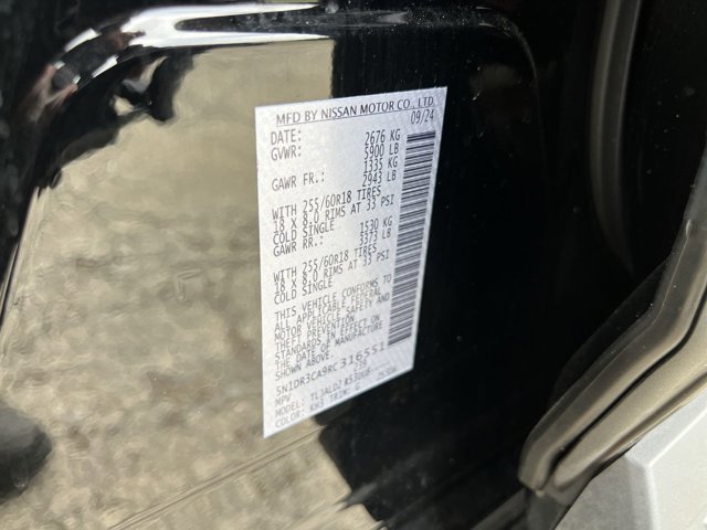 Used 2024 Nissan Pathfinder SL FWD image 34
