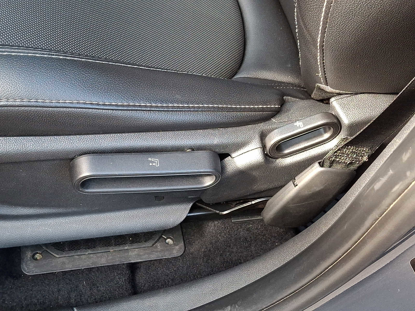 Used 2017 MINI Cooper Countryman S image 11